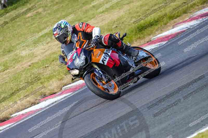 anglesey;brands hatch;cadwell park;croft;donington park;enduro digital images;event digital images;eventdigitalimages;mallory;no limits;oulton park;peter wileman photography;racing digital images;silverstone;snetterton;trackday digital images;trackday photos;vmcc banbury run;welsh 2 day enduro